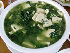 阿尔山美食特产-哈拉海炖豆腐